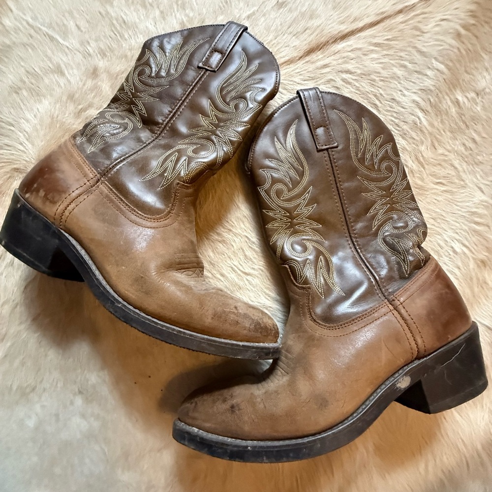 Men’s cowboy boots